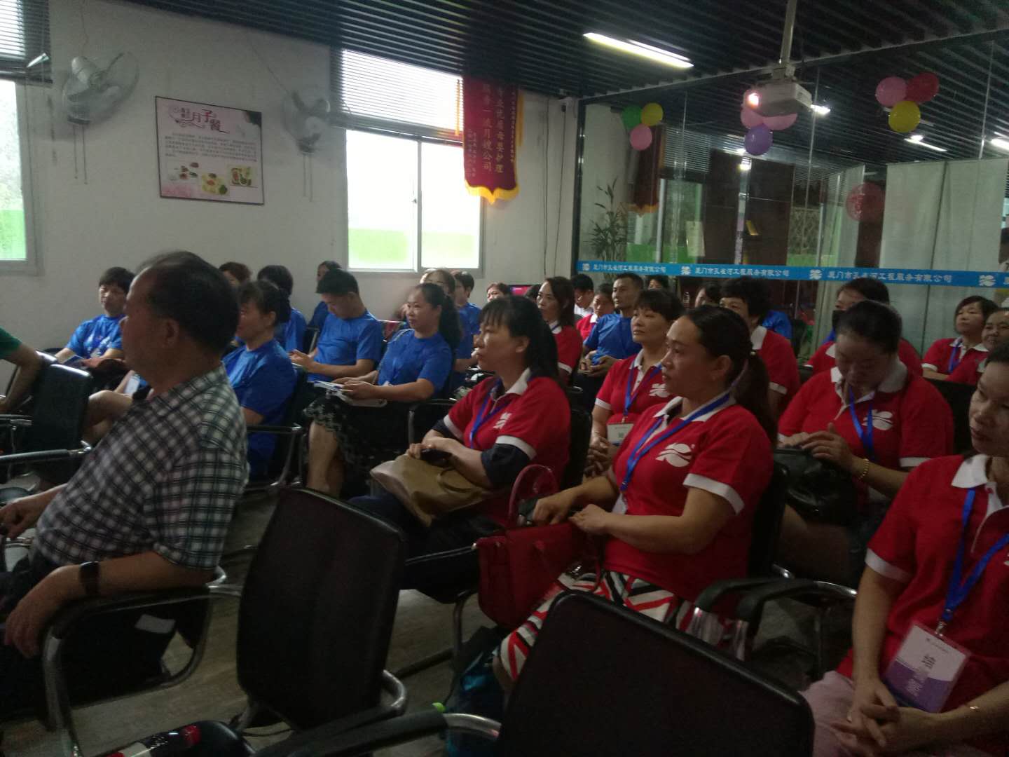 ץ��Ӗ(x��n)��(qi��ng)��(n��i)������ȸ�ӱ�ķ��ɩˎ�Ŏ���Ӗ(x��n)����M(j��n)����