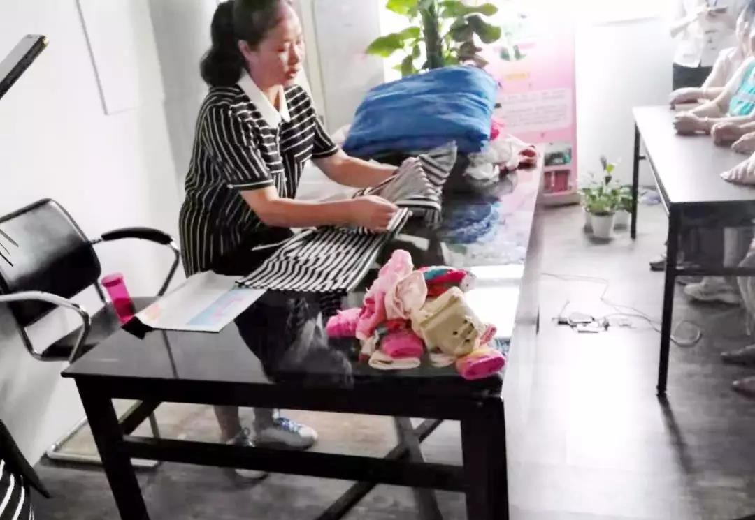 ��ķ��ɩ�ؠt����ɳ��B(t��i)����ȸ����ĩ��Ӗ(x��n)���cæ��